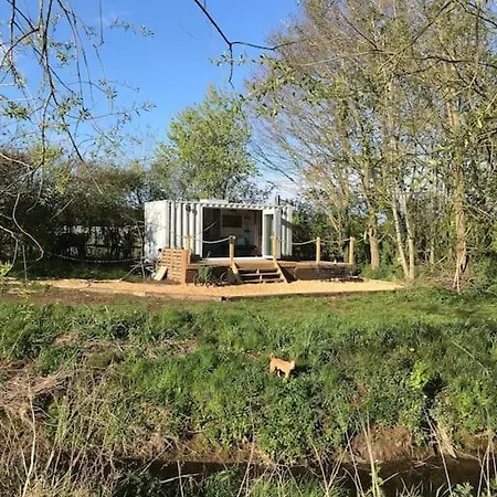 Apple Crate In The Orchard- Cozy Hideaway * Stillington
