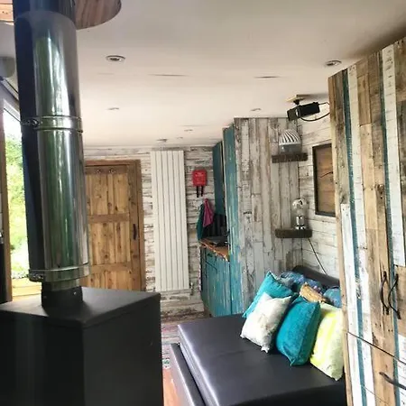 Apartment Apple Crate In The Orchard- Cozy Hideaway *